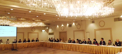コルモス会議初日、基調講演時の様子 コルモス会議初日、基調講演時の様子