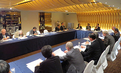 現代おける宗教の役割研究会の理事会 現代おける宗教の役割研究会の理事会