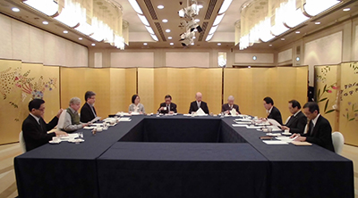 コルモス常任理事会に出席する三宅善信代表 コルモス常任理事会に出席する三宅善信代表