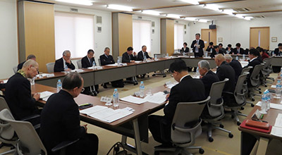 WCRP日本委員会の理事会で発言する三宅善信代表 WCRP日本委員会の理事会で発言する三宅善信代表