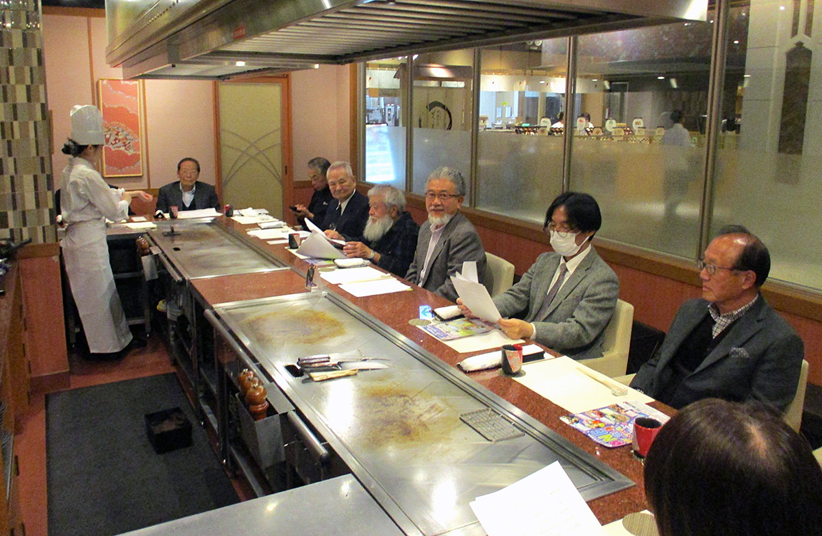 プレジデント千房で開催された大阪ユネスコ協会理事会