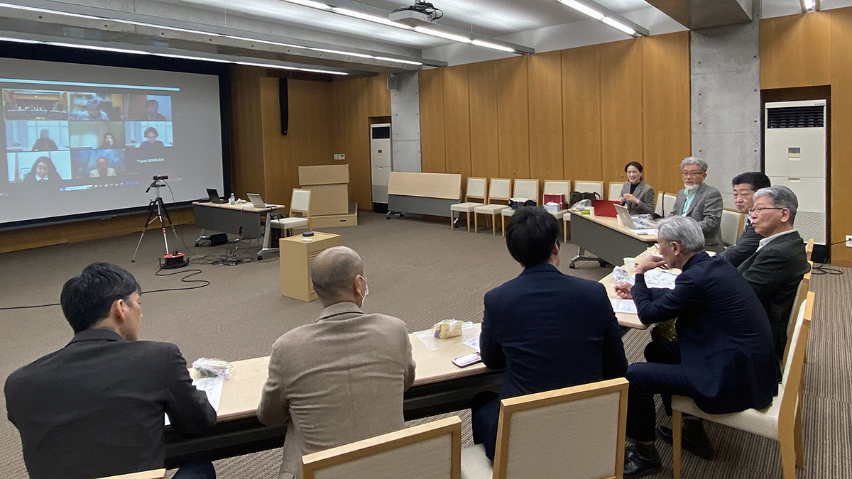 初めて金光教大阪センターで開催されたJLC会議の様子
