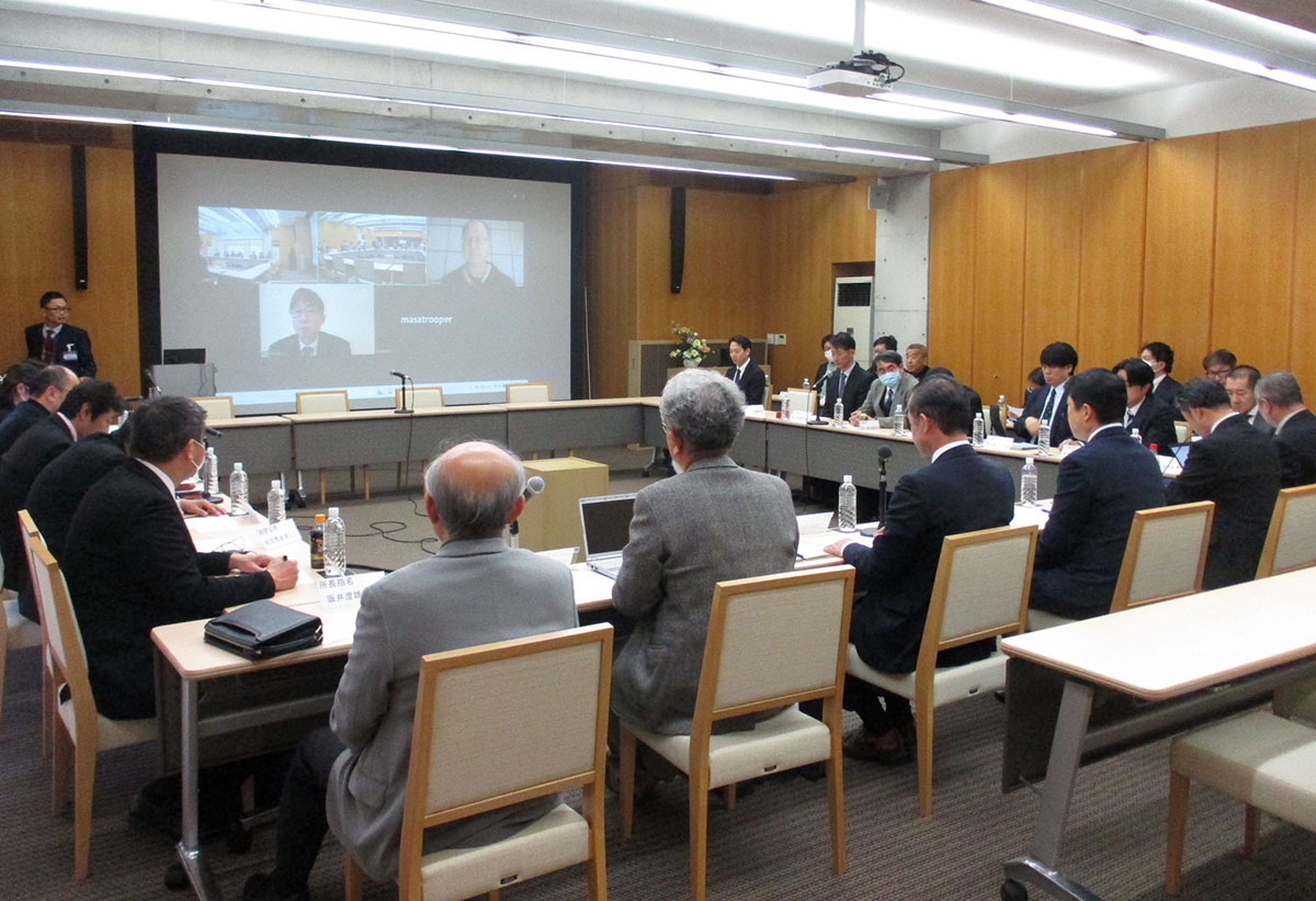  金光教大阪センターで開催された中近畿教区課題懇談会の様子